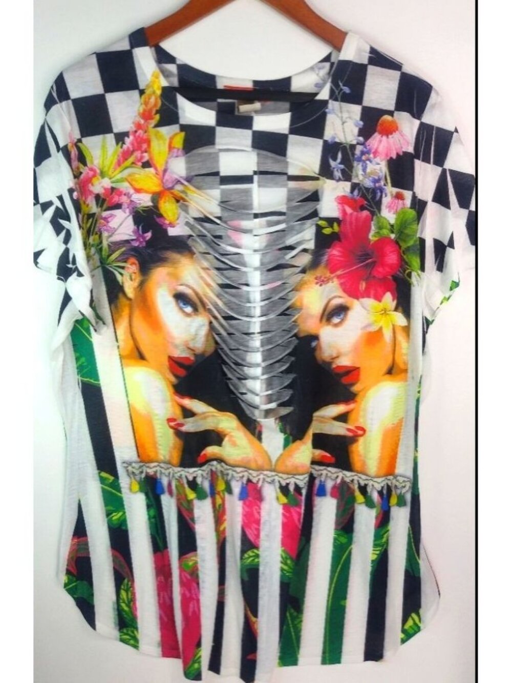 Rainbow 2X Shredded Front Tropics Floral Checkerboard Island Ladies Top